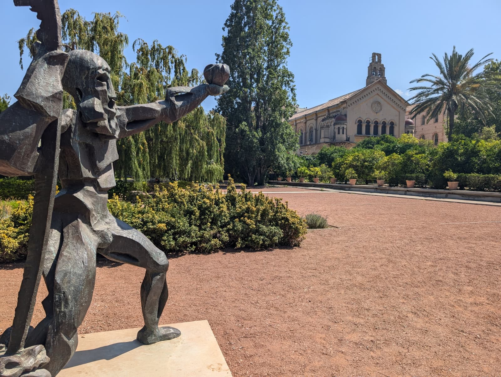 Valencia — Jardines del Real with bronze sculpture and historic pavilion